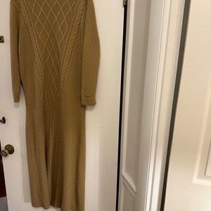 Rich Camel color maxi sweater dress  gently worn excellent condition xxl